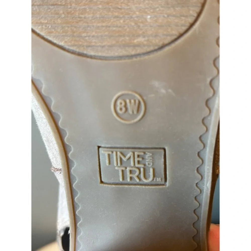 Time and Tru Women's Lace Up Heeled Wedges Wide Width Brown Size‎ 8W Sandals